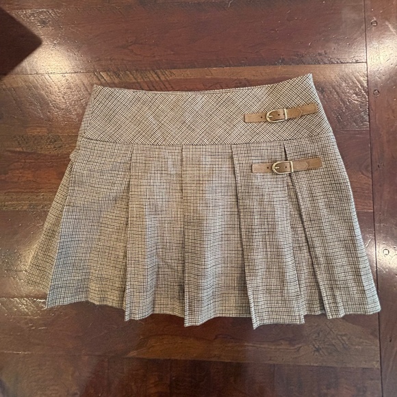 Sandro Pleated Mini Skirt – Camel Houndstooth – Size 6 – Rare Discontinued Style - Picture 3 of 5